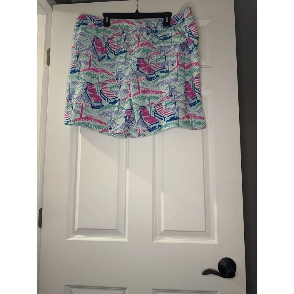 Vineyard Vines Men's Chappy Swim Trunks 7